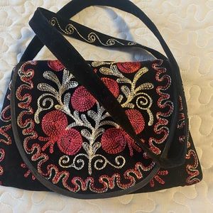 Hand-made, Hans-stitched Bag with zipper